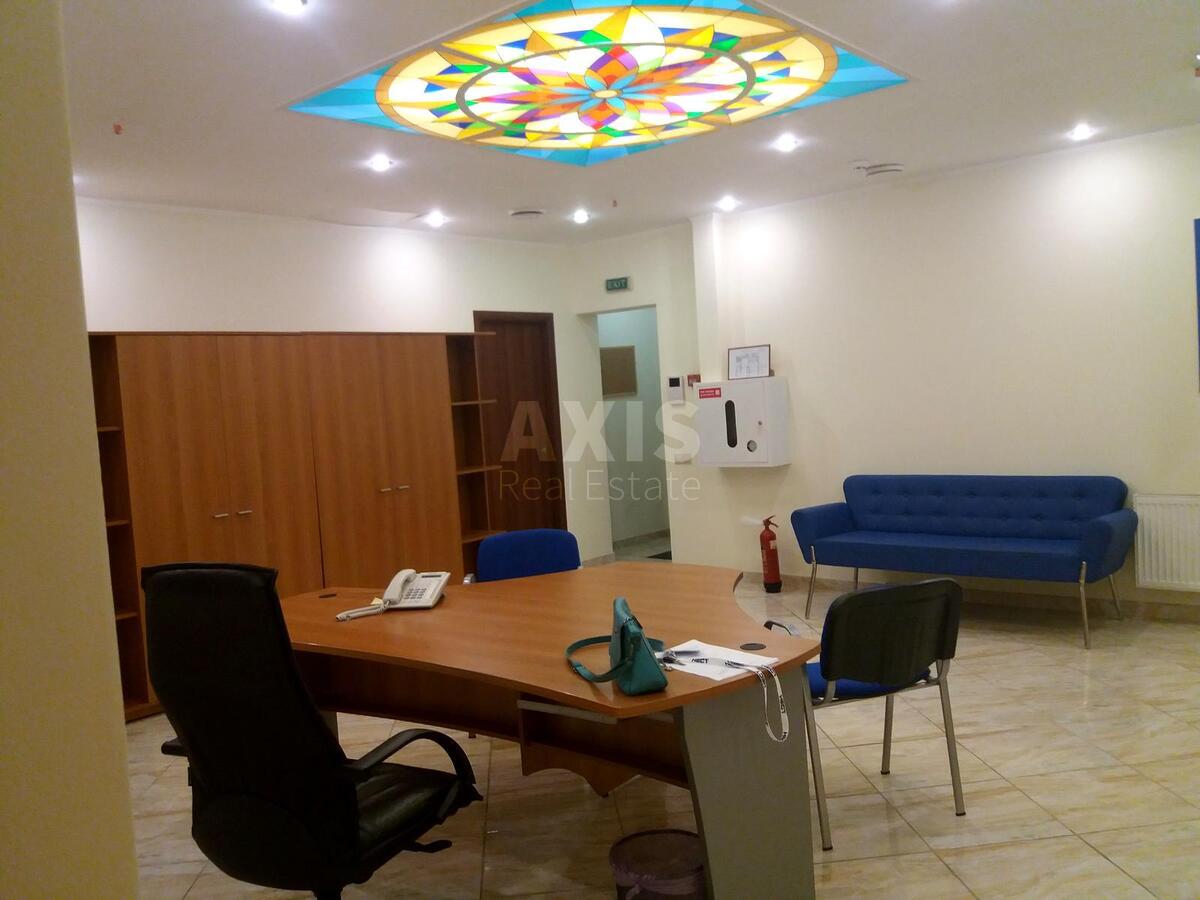 Объект торговли ул. Липковского Василия Митрополита 40, 300м2