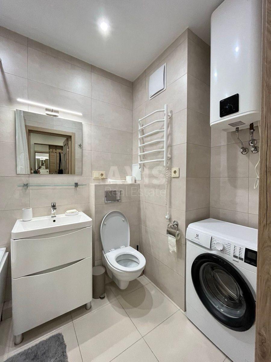 1k apartment vul. Sverstjuka Jevgena 4573243
