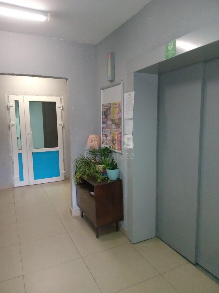 1k apartment vul. Yulia Zdanovska 36В6173916