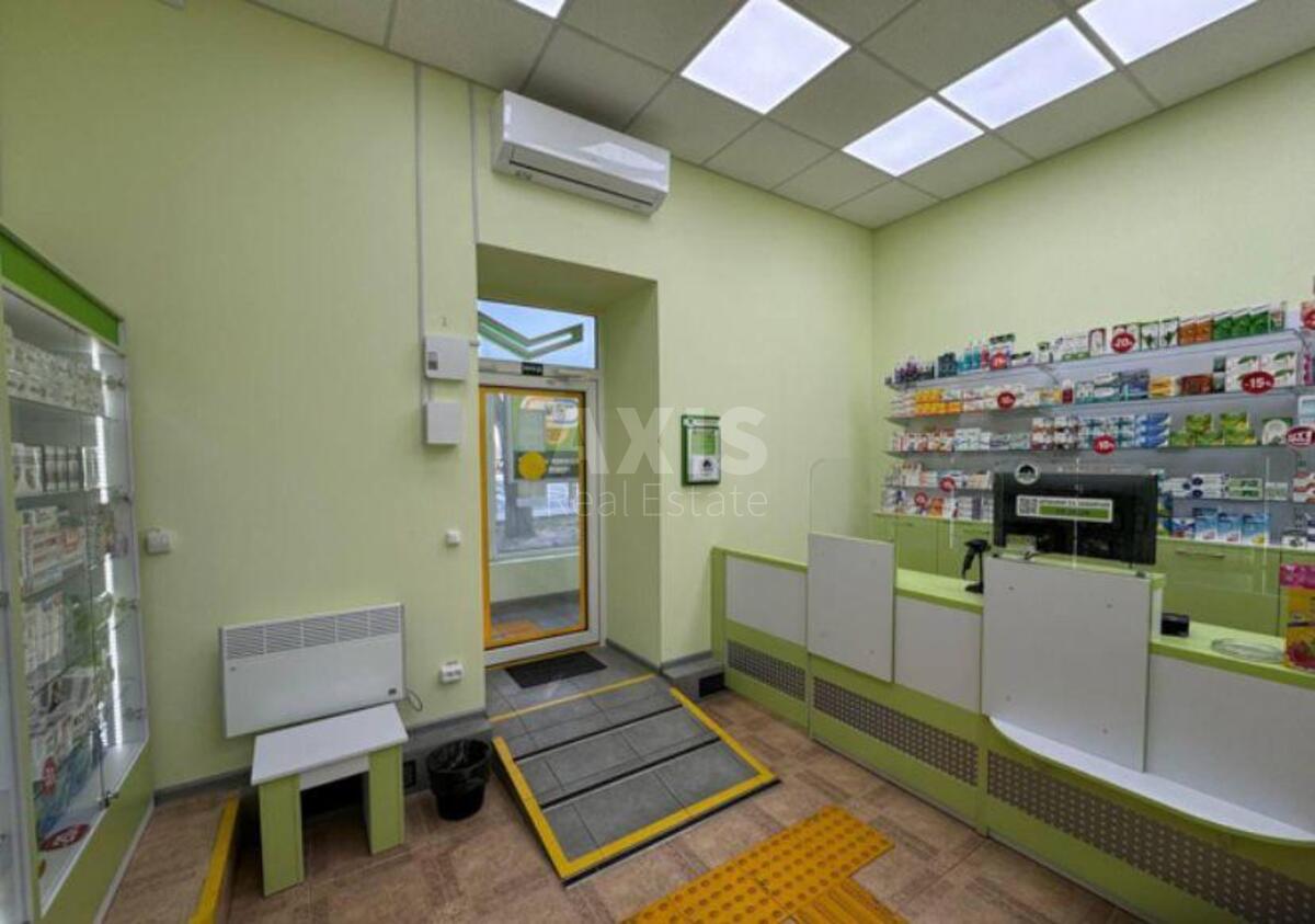 Trade object bul. Druzhby Narodiv 18/7, 82m23