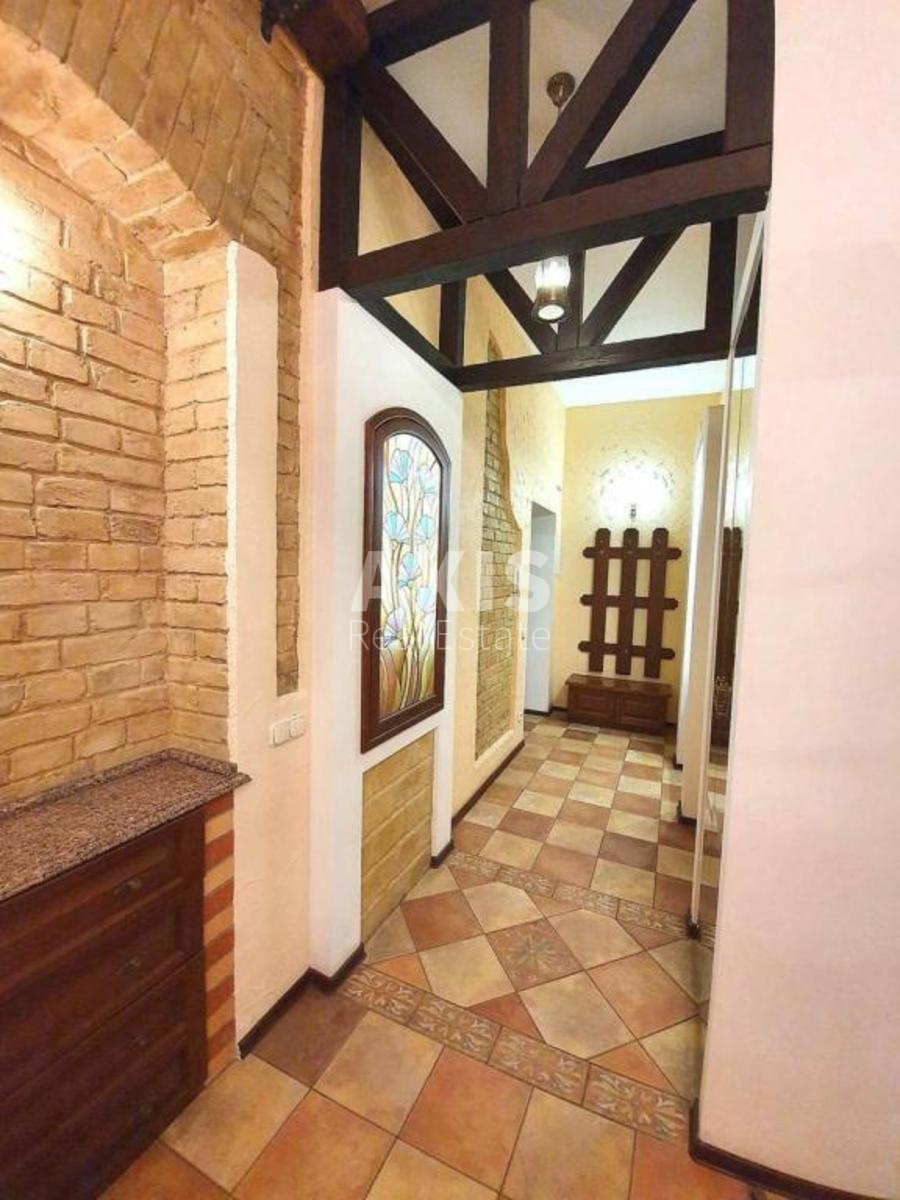 2k apartment vul. Mala Zhytomyrs'ka 16/32