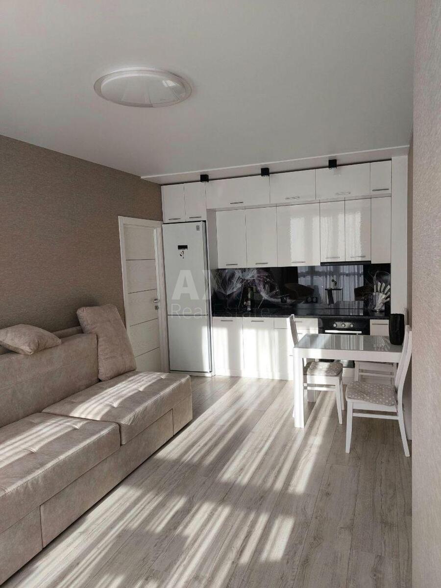1k apartment vul. Saljutna 2Б