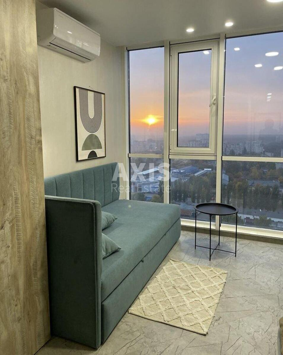 1k apartment vul. Naumova Generala 1Б4