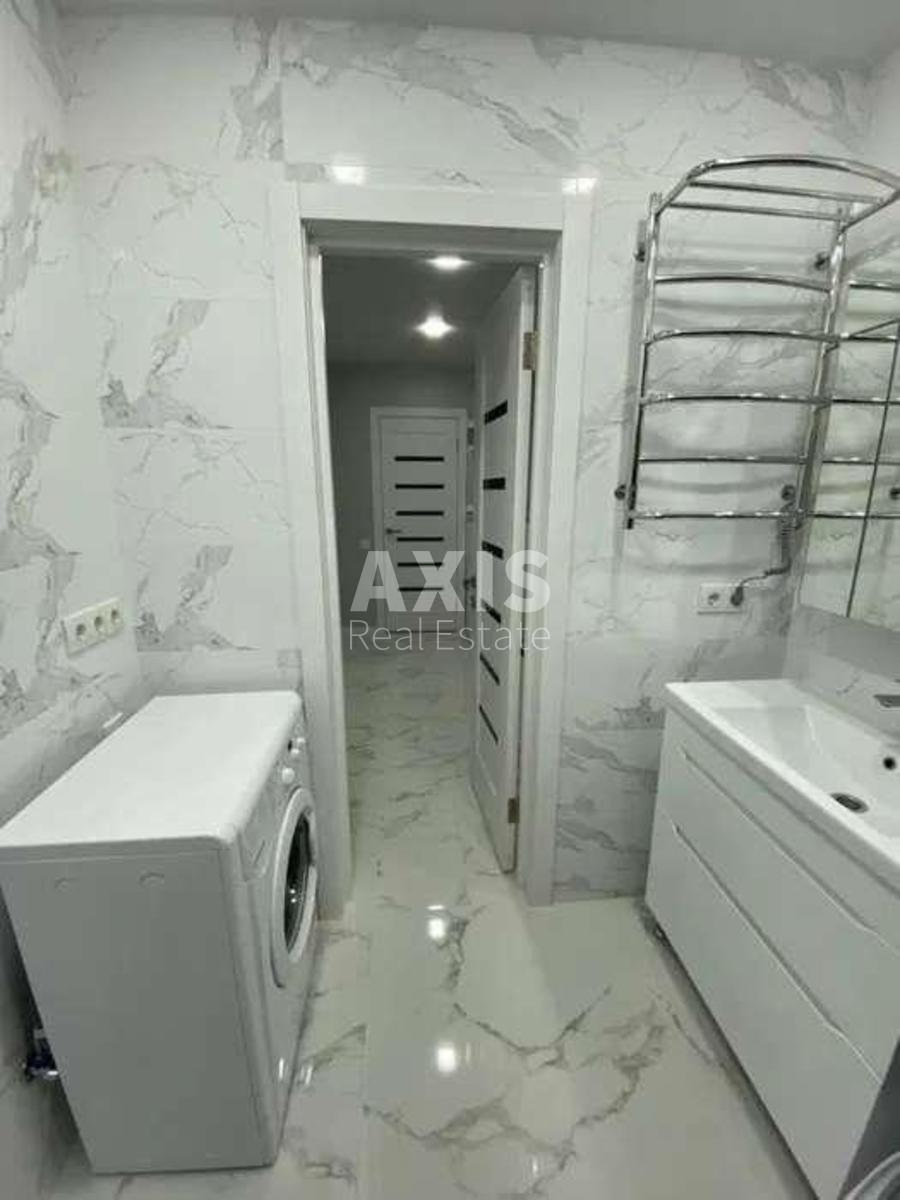 2к квартира ул. Михаила Максимовича 32278554
