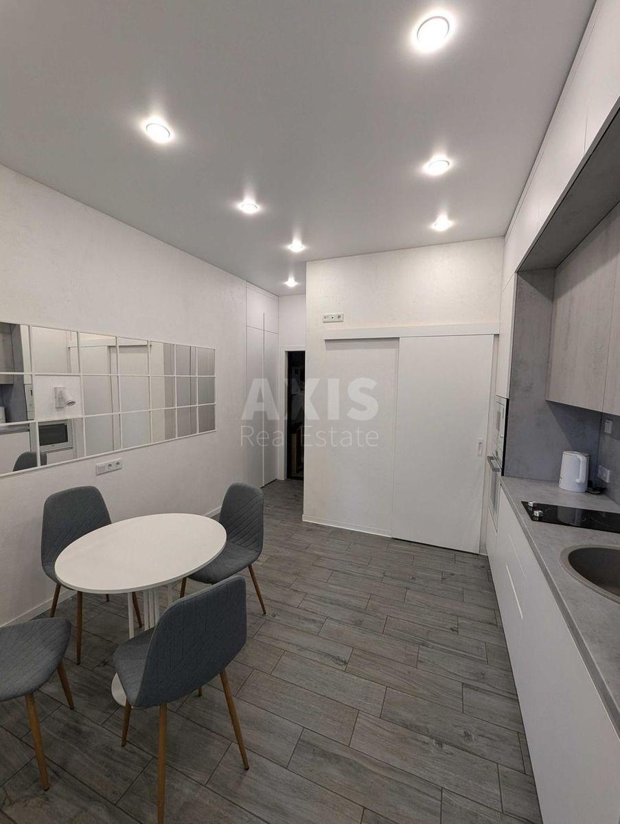 2k apartment vul. Kahovs'ka 601