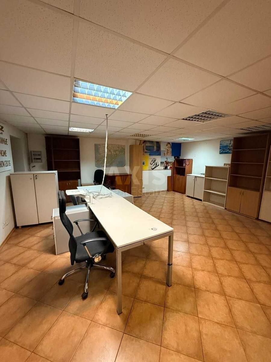 Office vul. Nyzhn'ojurkivs'ka 37, 39m2630494