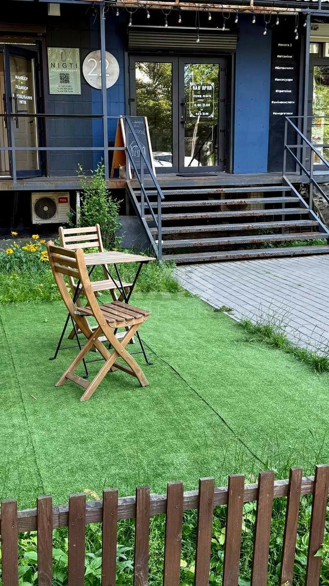 Trade object vul. Povitroflots'ka 52, 15m26322011