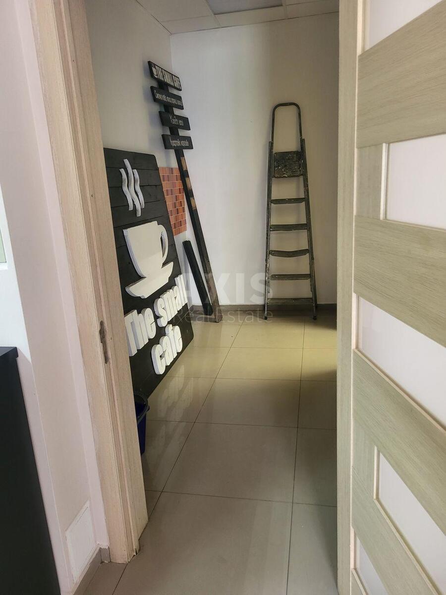 Trade object vul. Inzhenera Borodina 6, 40m22
