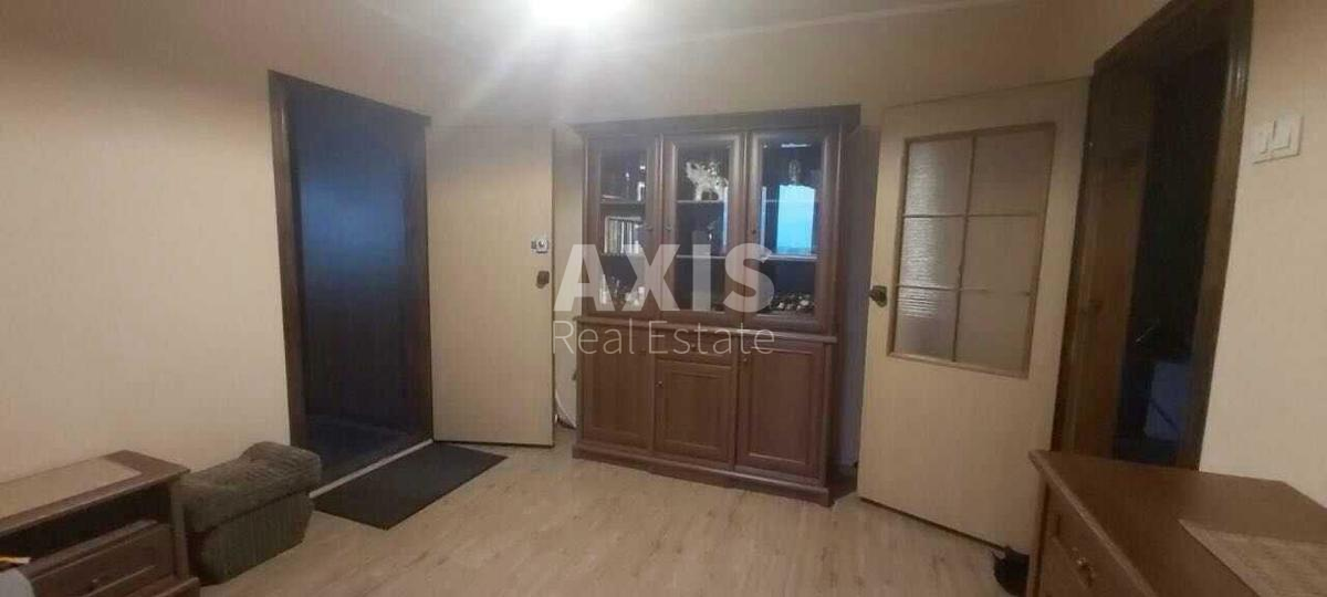 2к квартира ул. Руденко Ларисы 213