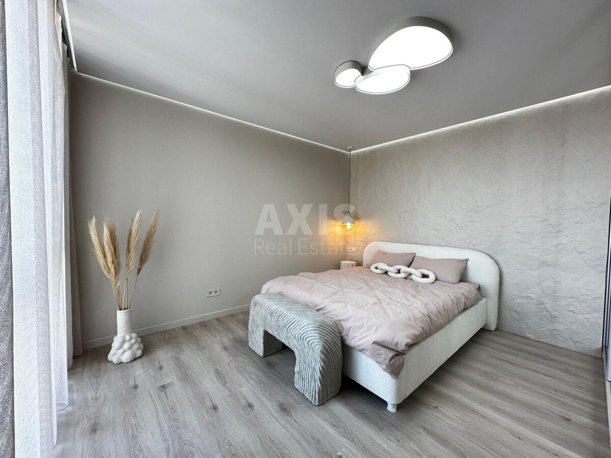1k apartment vul. Vsevoloda Zmijenka 193