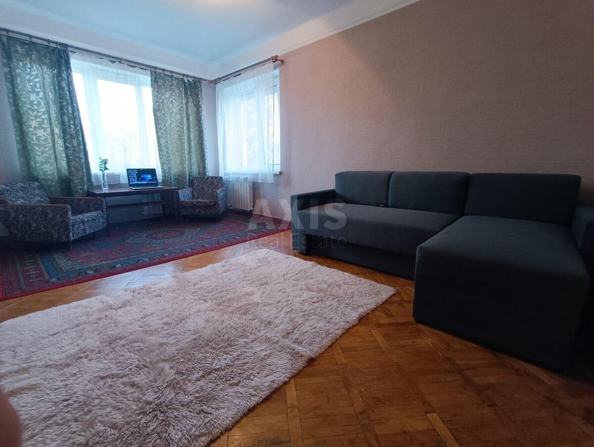 2k apartment vul. Parkovo-Syrec'ka 125
