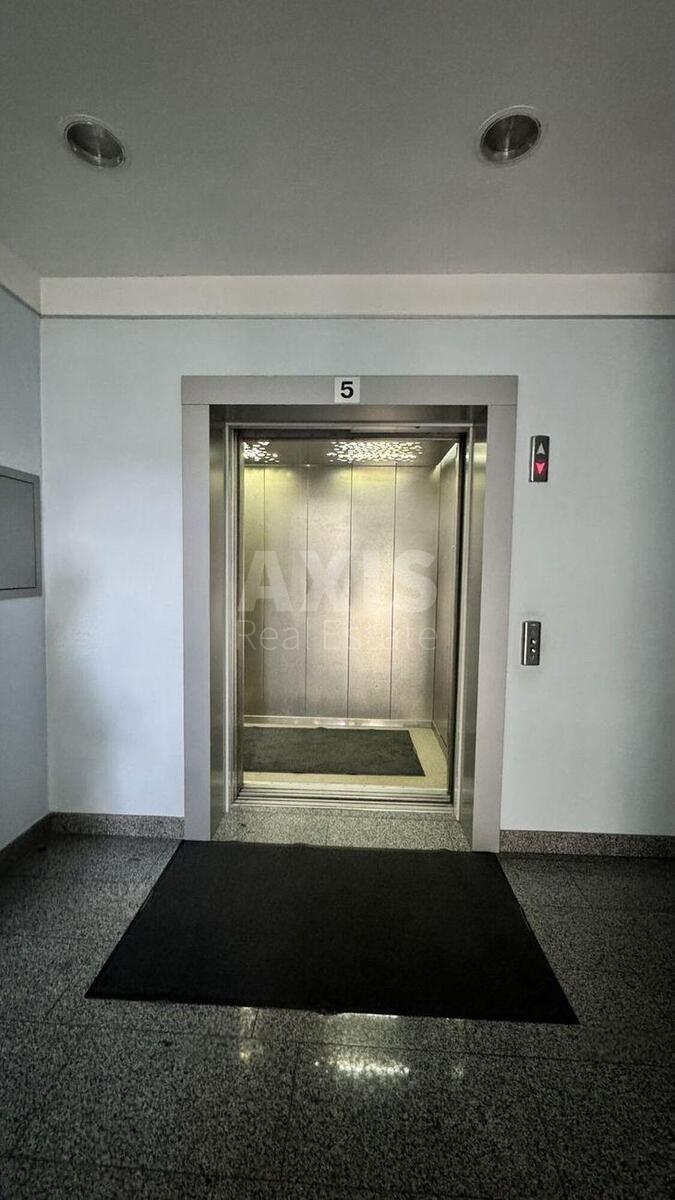 Office vul. Lastovs'kogo 5, 1100m26