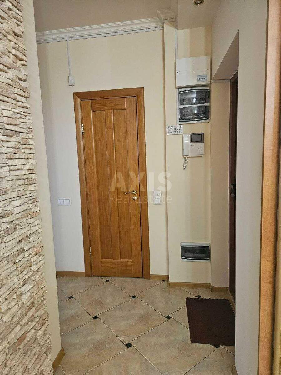 3k apartment vul. Pan'kivs'ka 27/7817