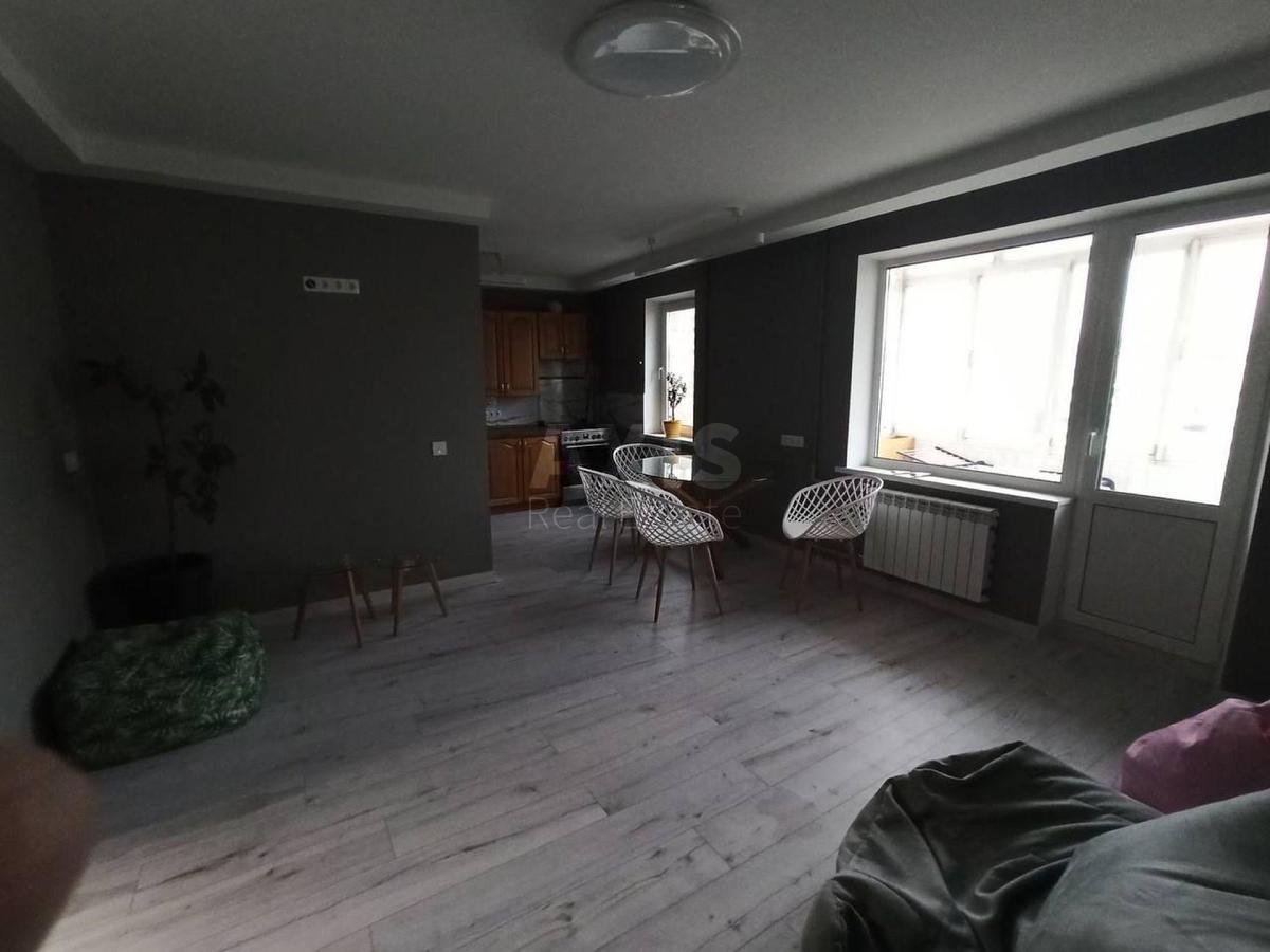 4k apartment vul. Trostjanec'ka 121