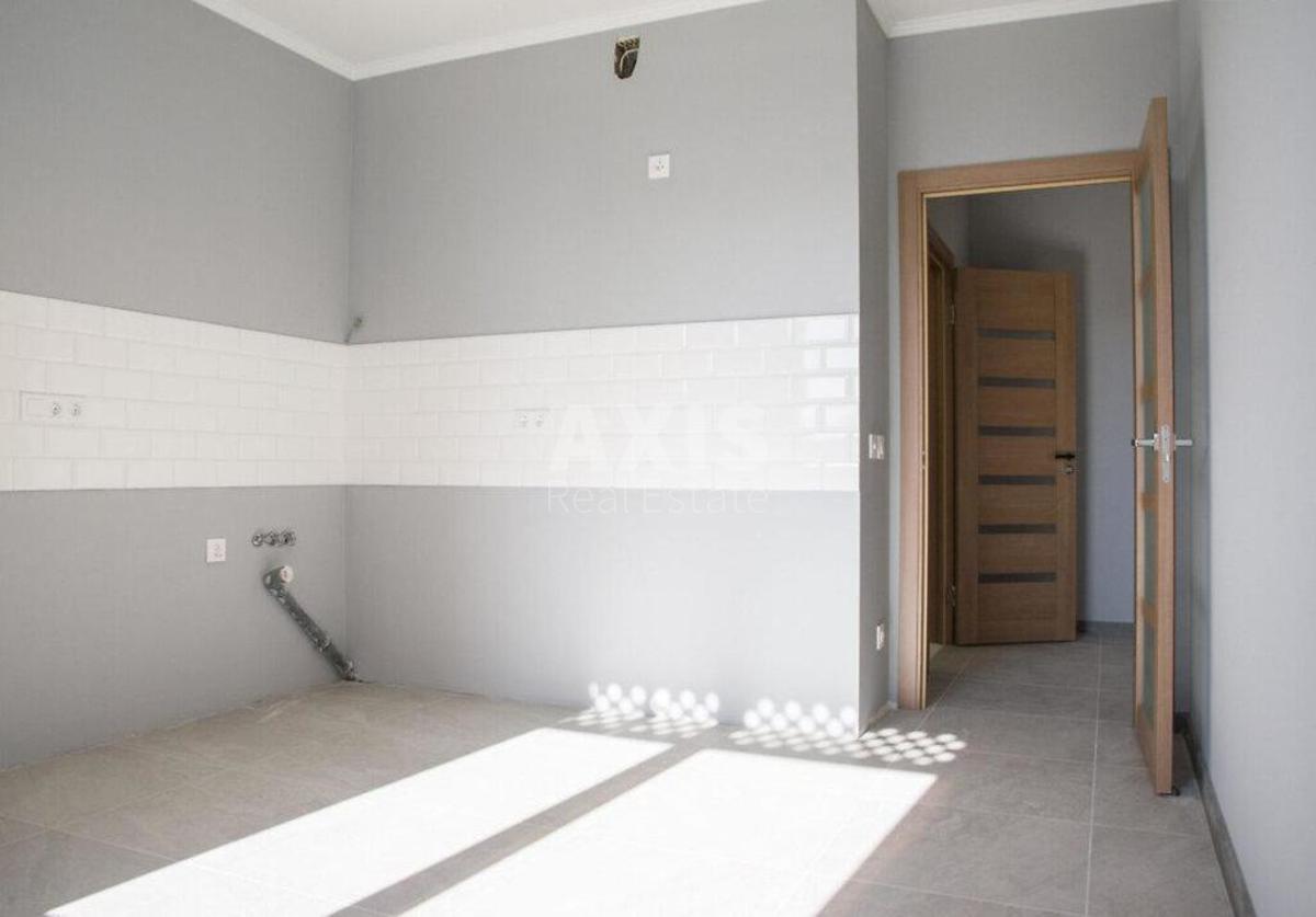 2k apartment vul. Voskresens'ka 2А0