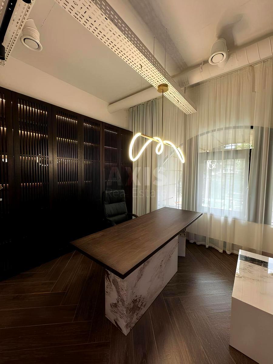 Office vul. Bul'varno-Kudrjavs'ka 17, 208m2614555