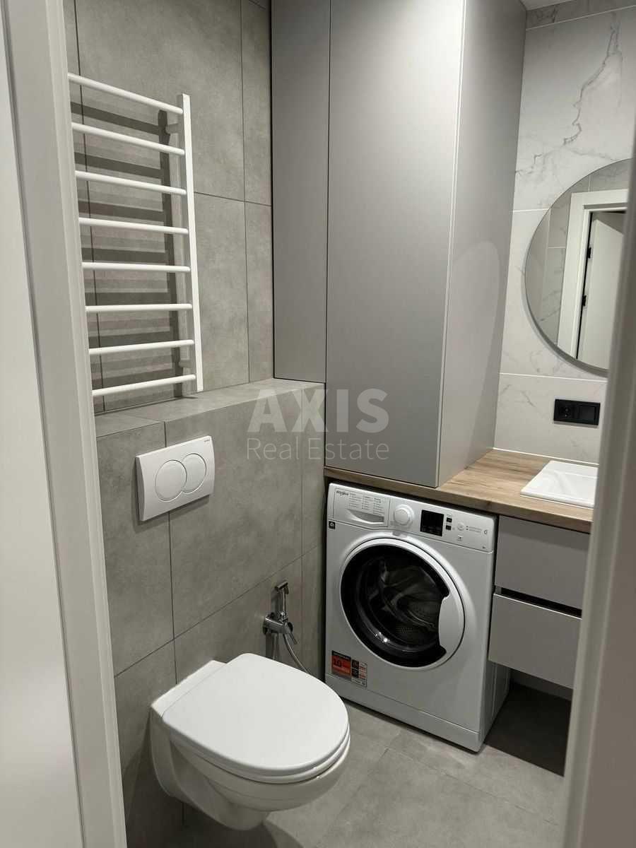 2k apartment vul. Myhajla Maksymovycha 246