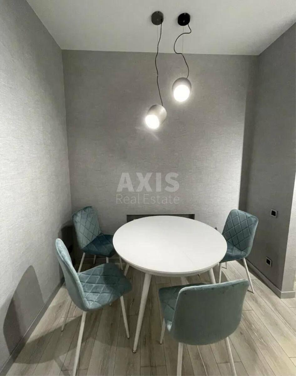 1k apartment vul. Gulaka Mykoly 42