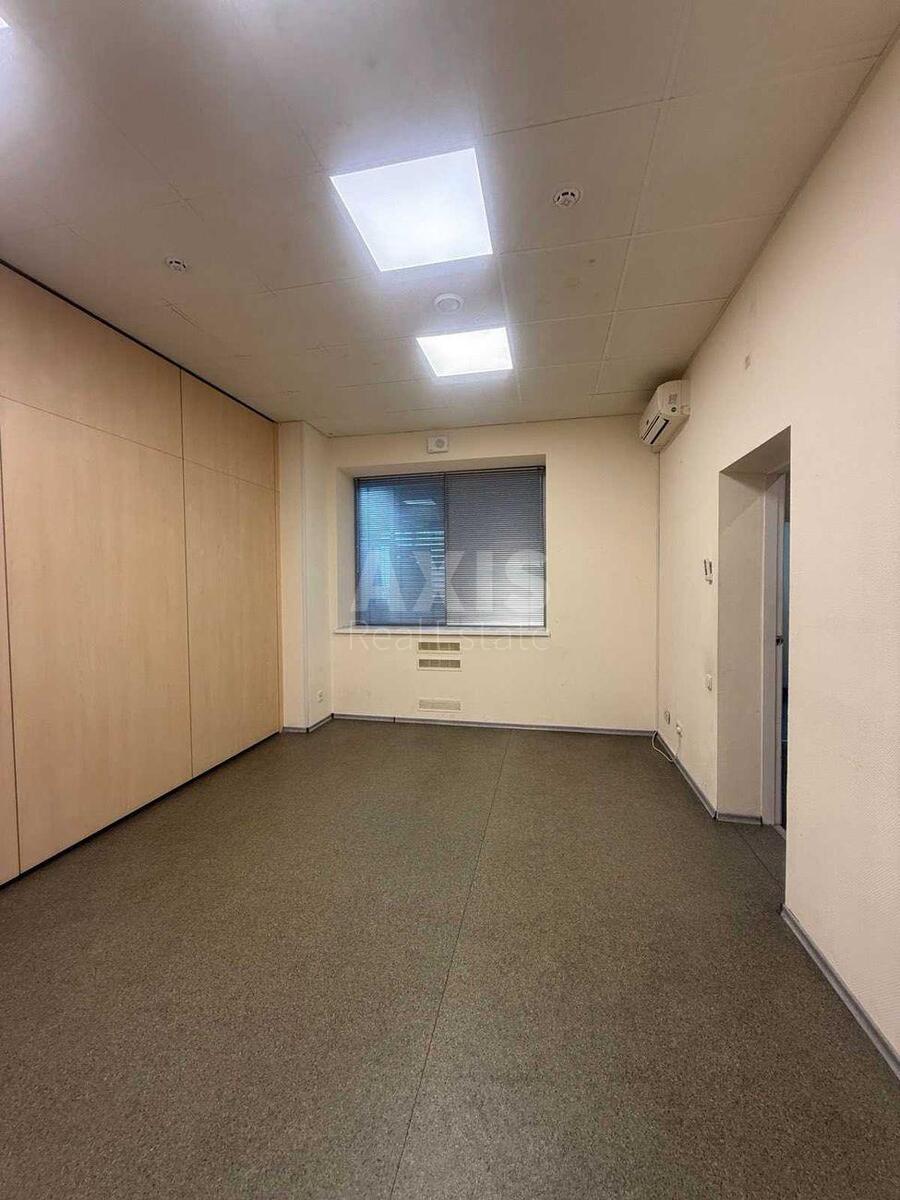 Office vul. Sverstjuka Jevgena 2Б, 362m2624151