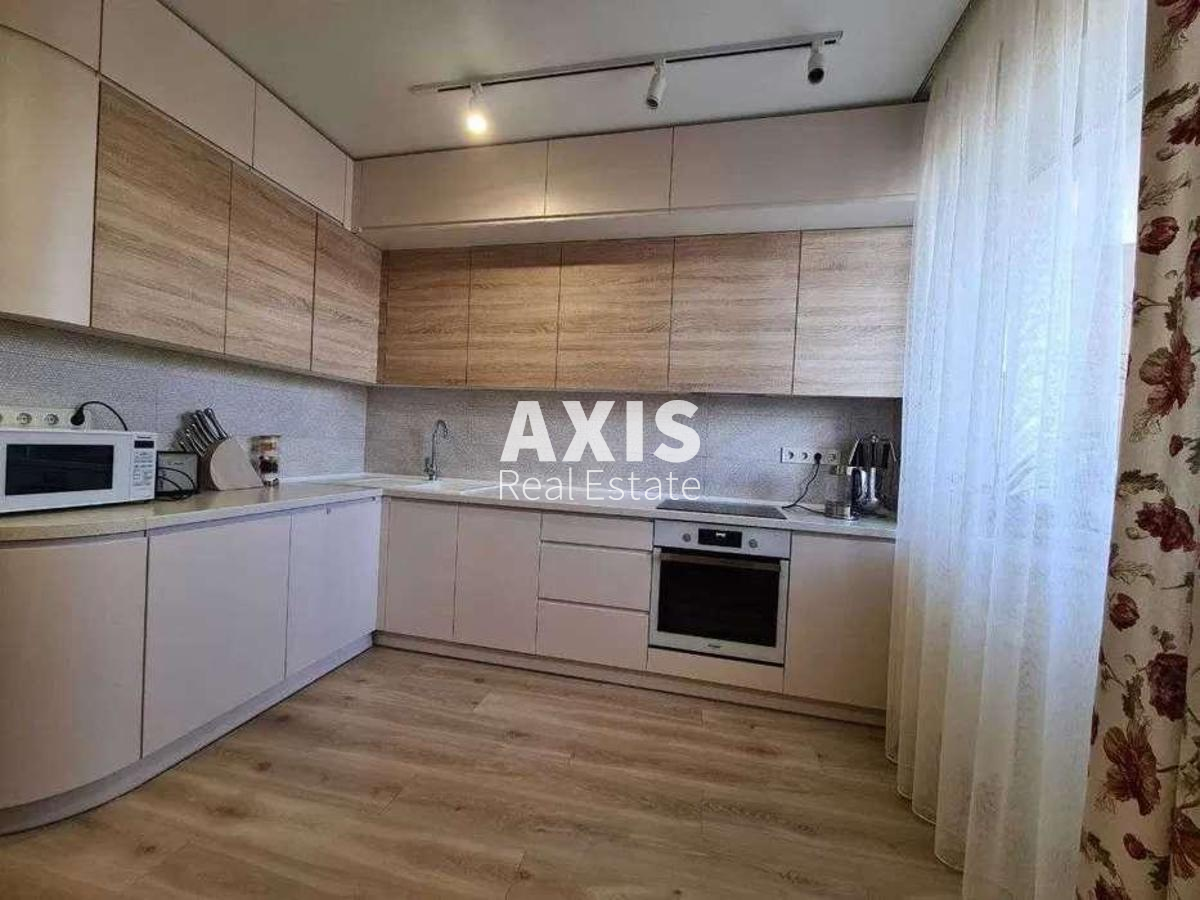 3k apartment vul. Voskresens'ka 18