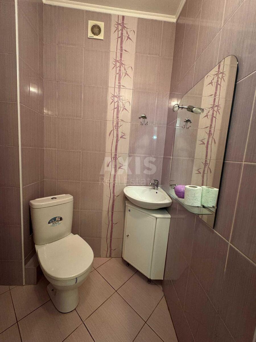 2k apartment vul. Yulia Zdanovska 589