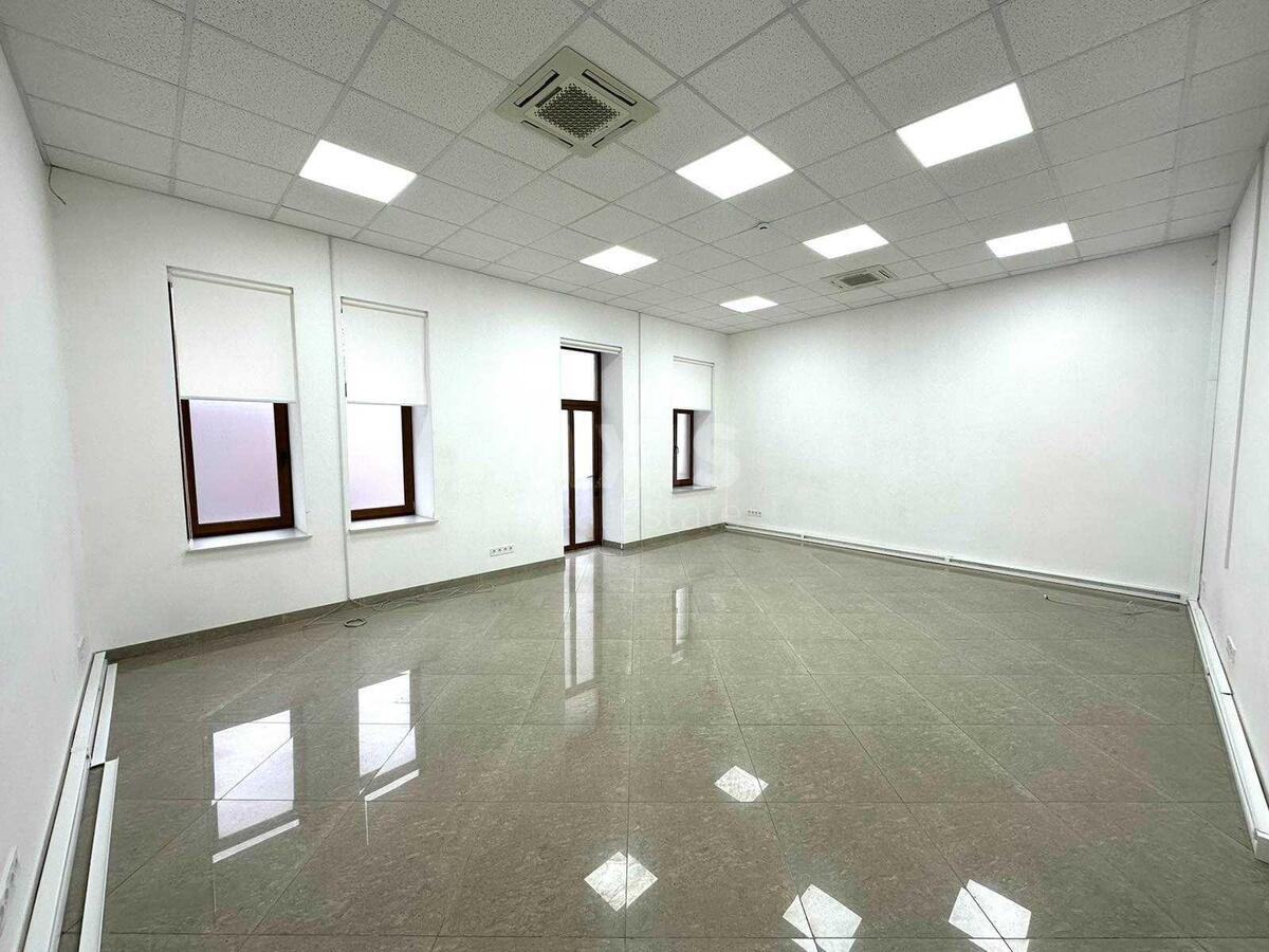 Office vul. Zhyljans'ka 19, 844m2575794