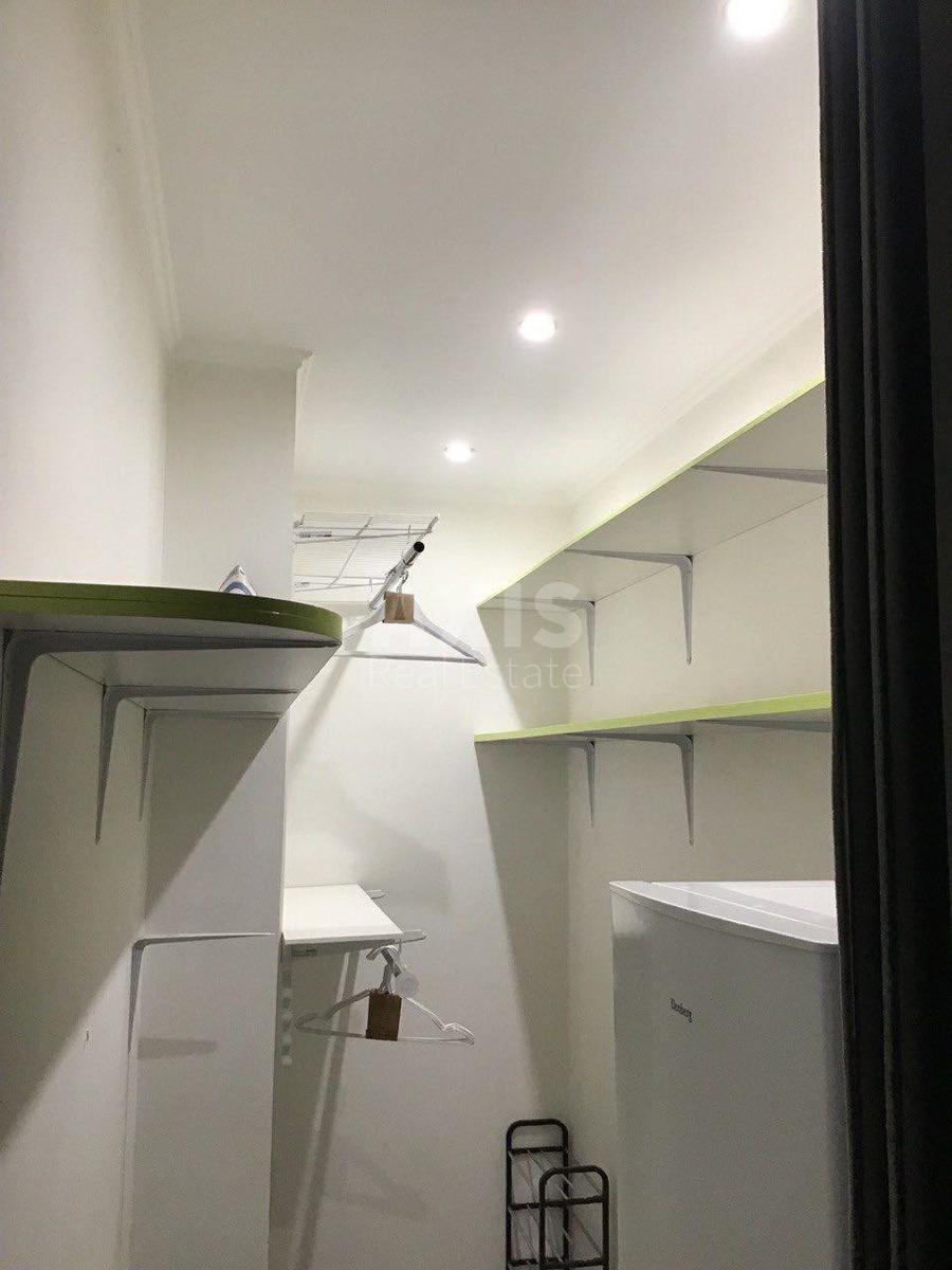 1k apartment vul. Karpyns'kogo Akademika 12/254