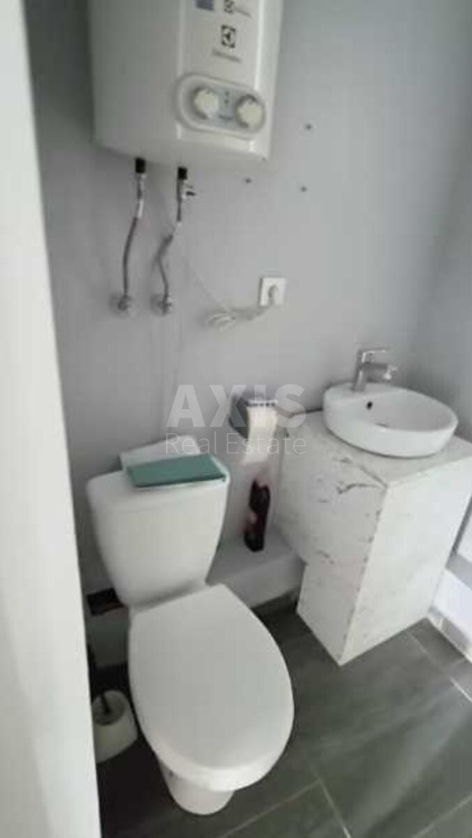 Объект торговли ул. Ахматовой Анны 44А, 33м2620688