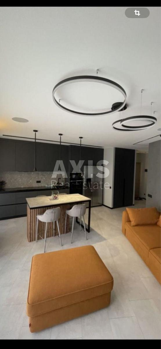 3k apartment vul. Lypkivs'kogo Vasylja Mytropolyta 16А