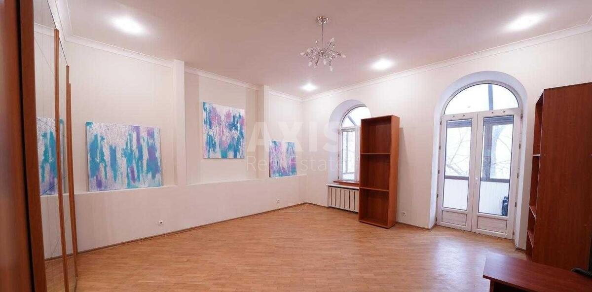Office vul. Instytuts'ka 18А, 151m2