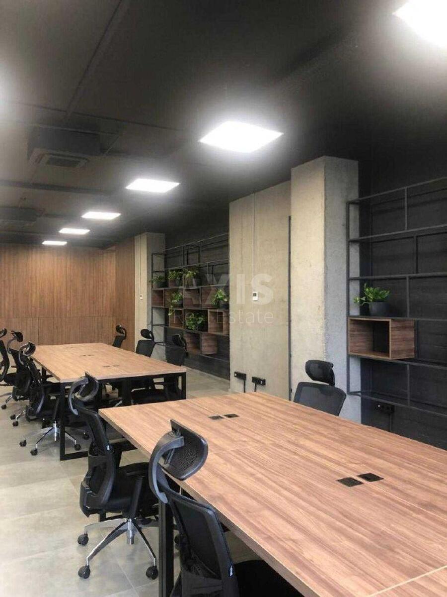 Офис бул. Шевченко Тараса 2, 253м2