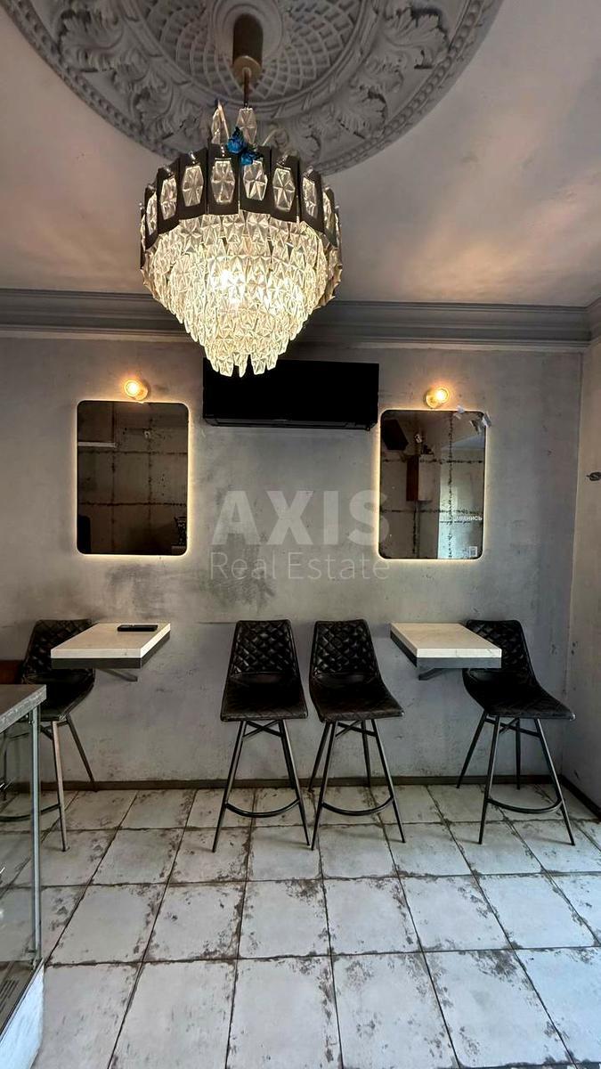 Trade object vul. Povitroflots'ka 52, 15m26322012