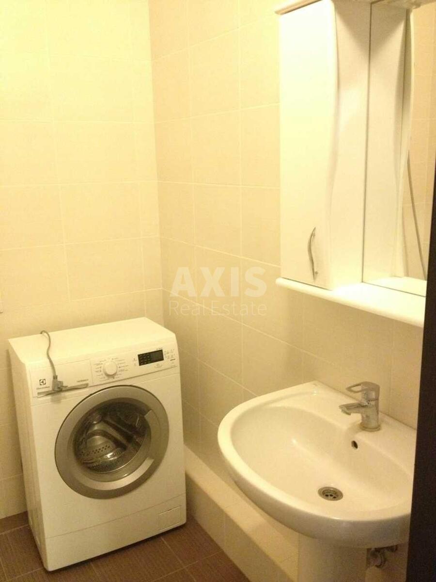 1k apartment vul. Knjazhyj Zaton 9633558