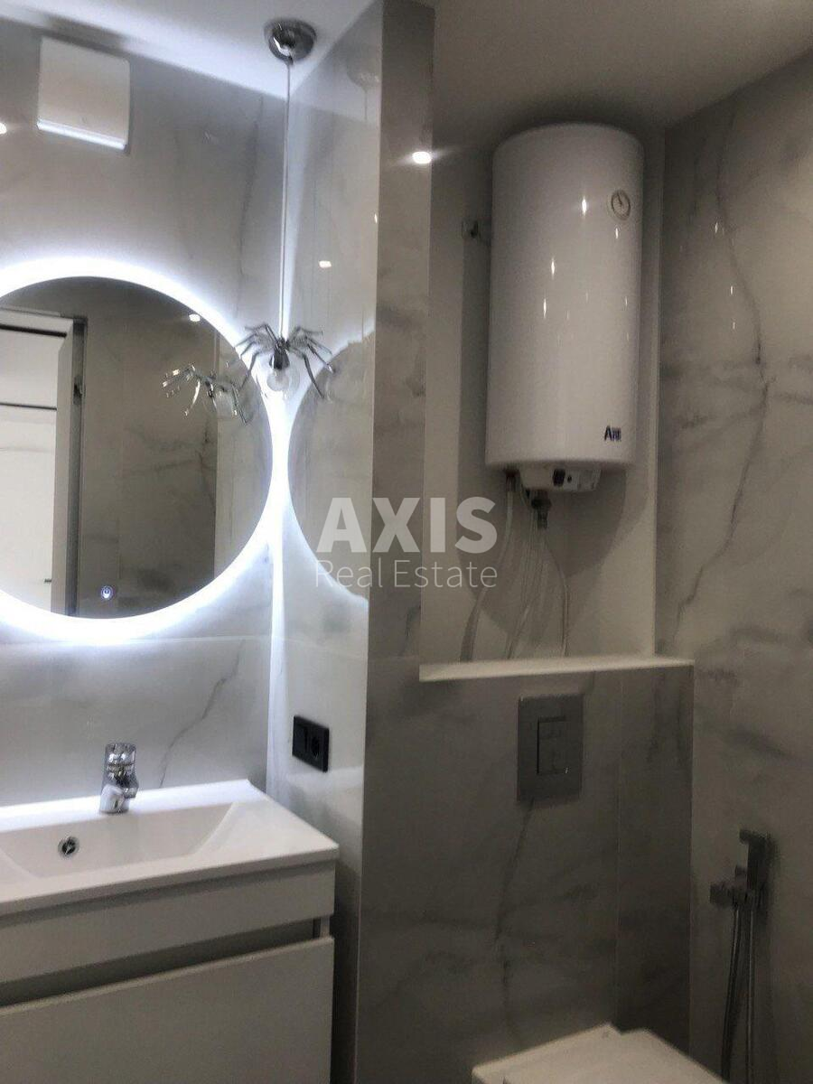 2k apartment vul. Mel'nykova 71593645