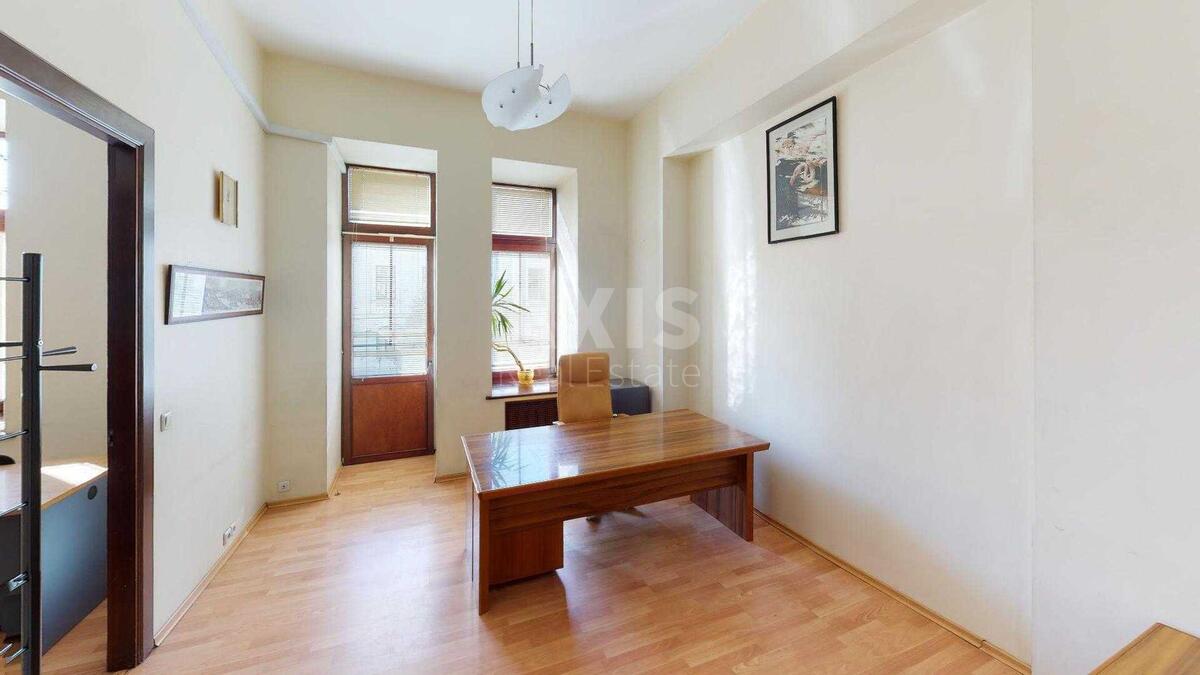 5k apartment vul. Saksagans'kogo 5810
