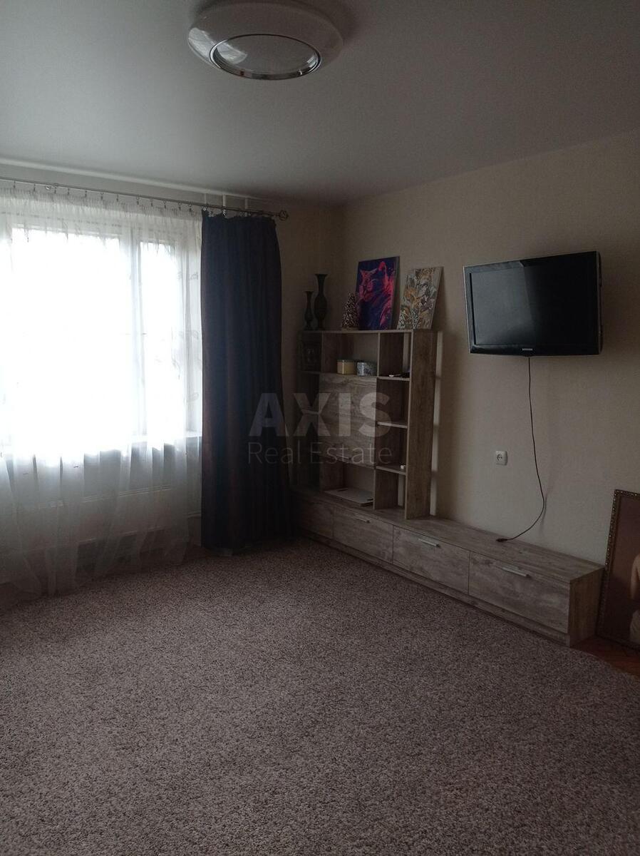1k apartment vul. Bratyslavs'ka 15
