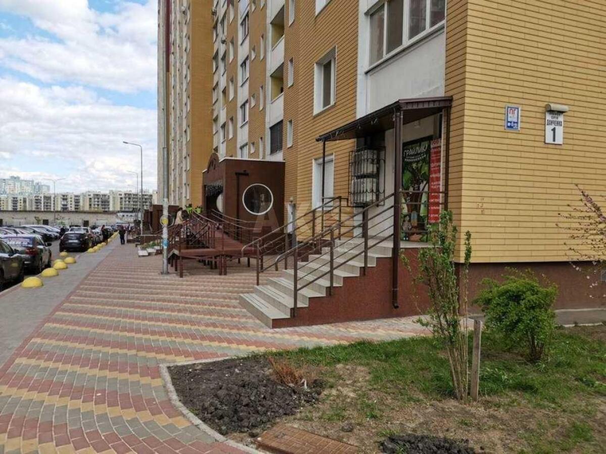 2к квартира ул. Данченко Сергея 311