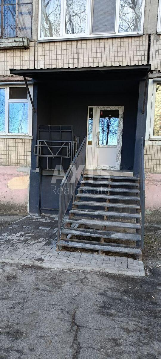Объект торговли бул. Кольцова 15, 69м2586922