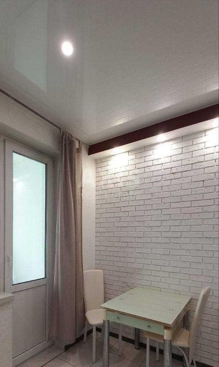 1k apartment vul. Doncja Myhajla 2А1