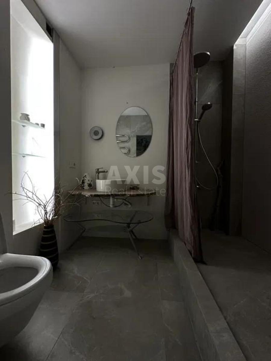 3k apartment vul. Bal'zaka Onore de 55Б3