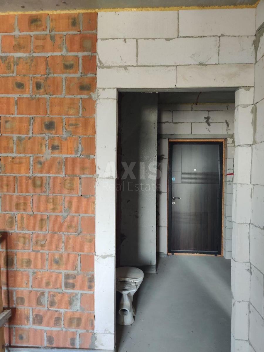 1k apartment vul. Kustanajs'ka 132