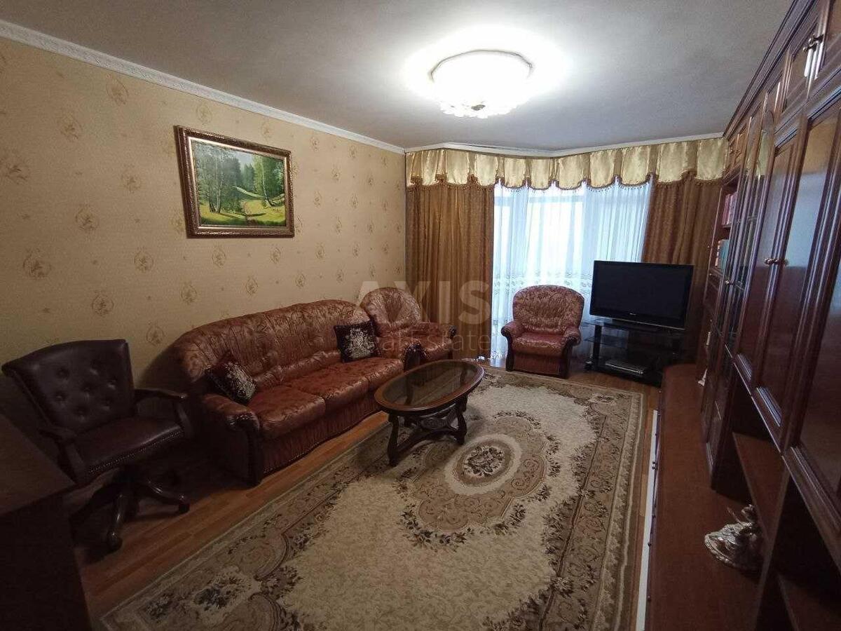 2к квартира пр-т Голосеевский 130/570