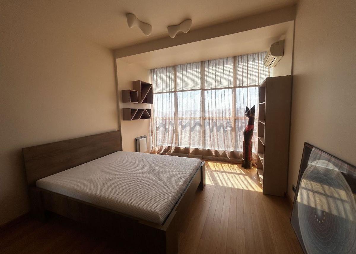 4k apartment vul. Hmel'nyc'kogo Bogdana 411