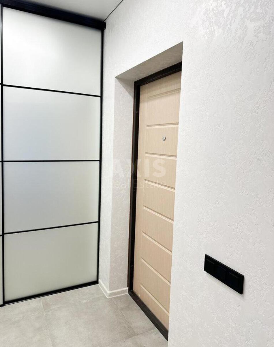 1k apartment vul. Myhajla Maksymovycha 26Г3