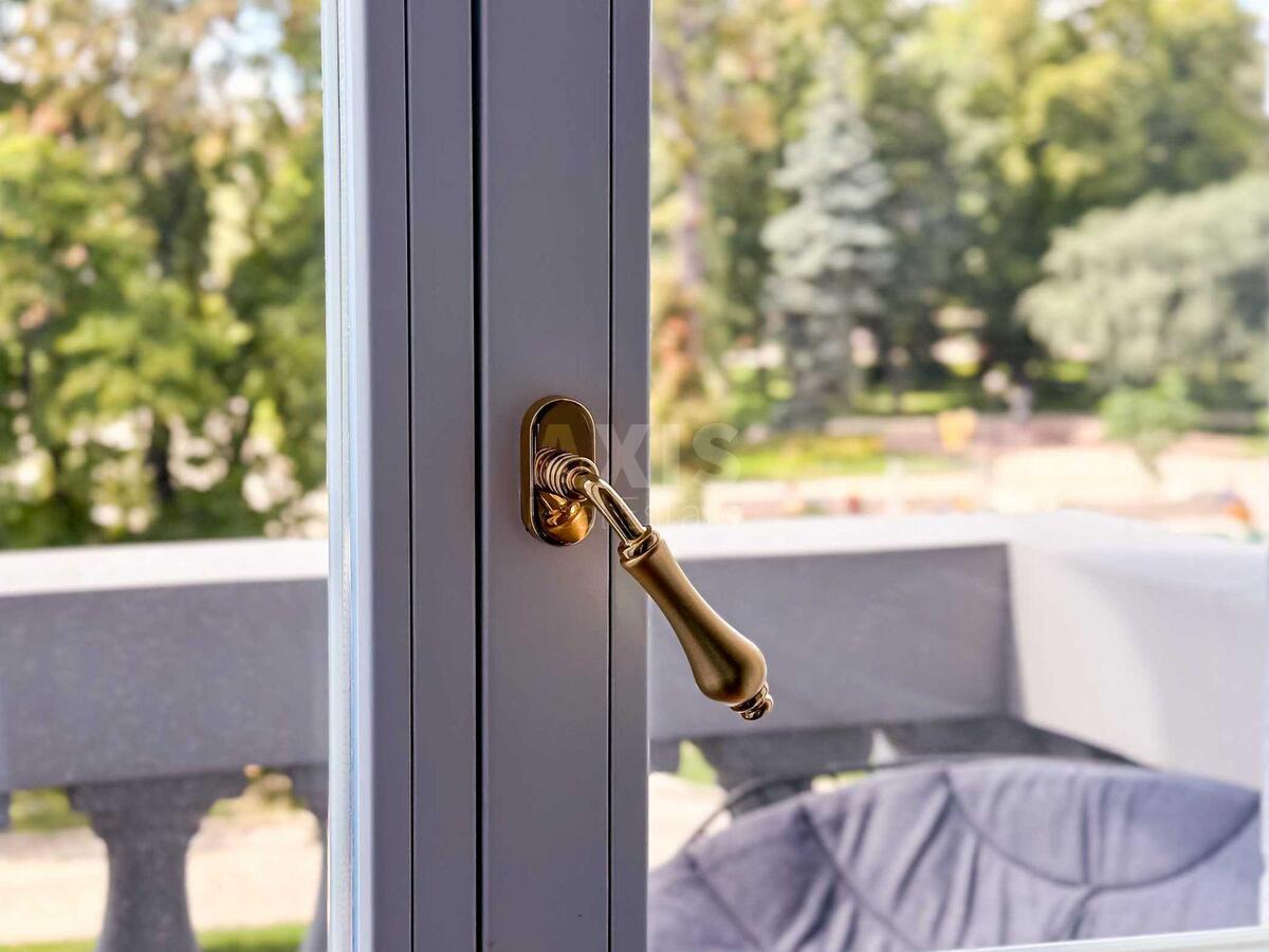 4к квартира ул. Терещенковская 145652710
