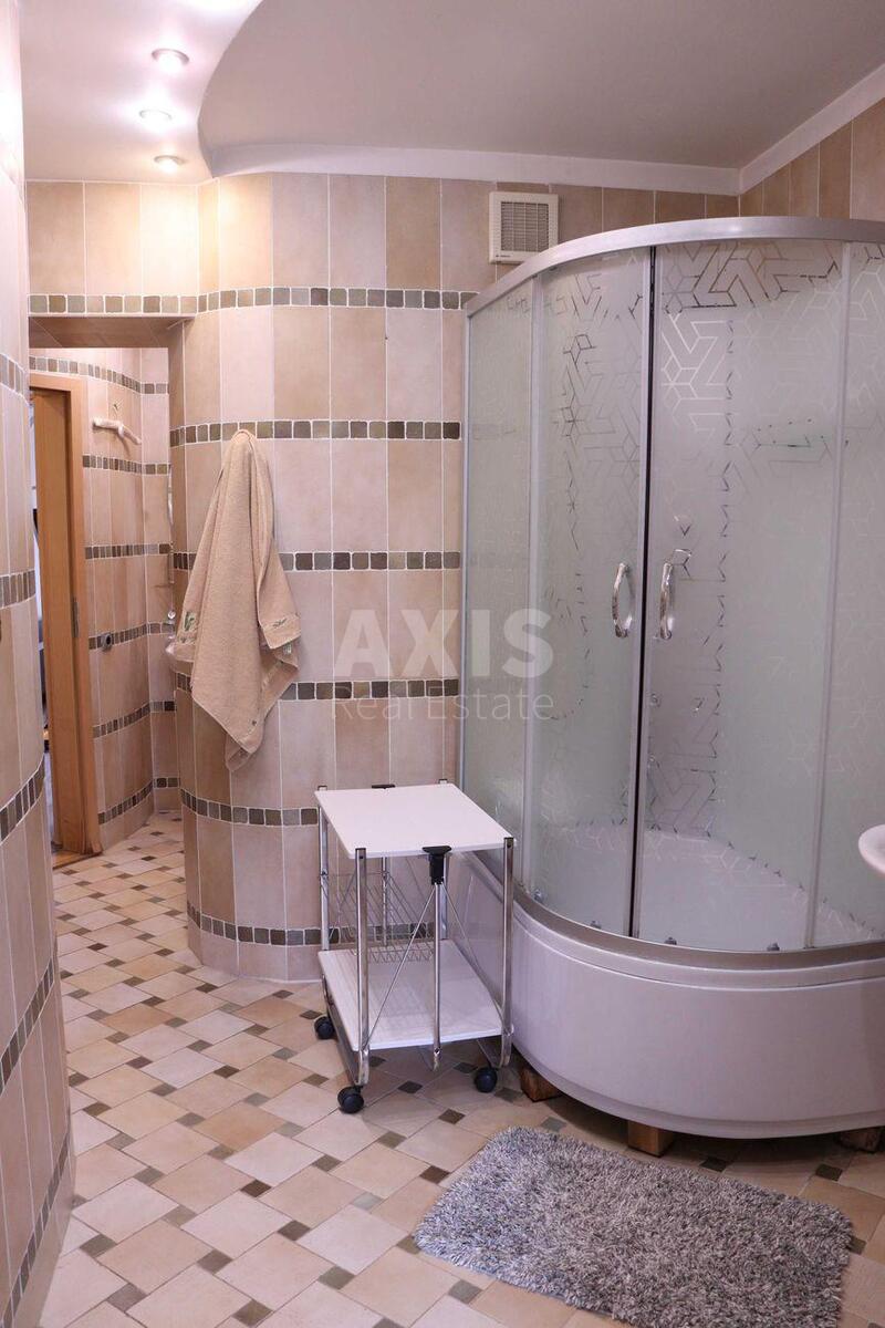 1k apartment pr-t Glushkova Akademika 225672918