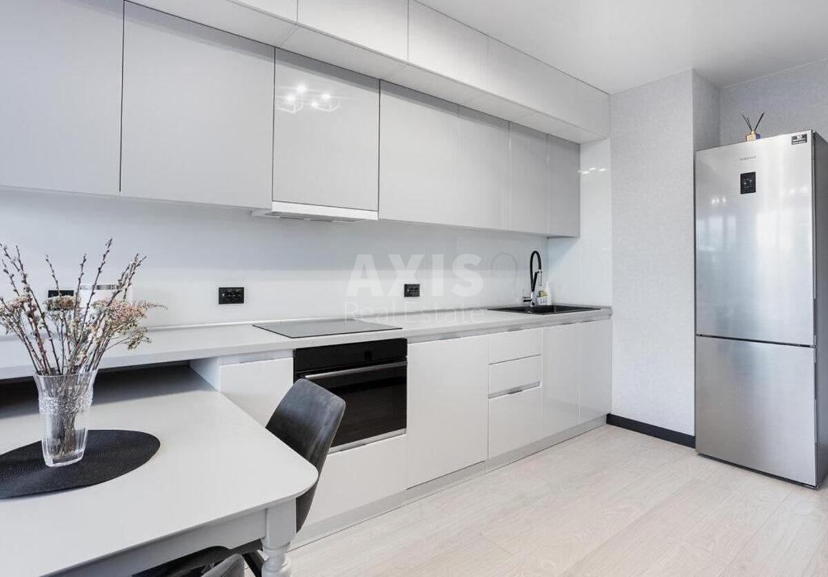 1k apartment prov. Jasynuvats'kyj 10611420