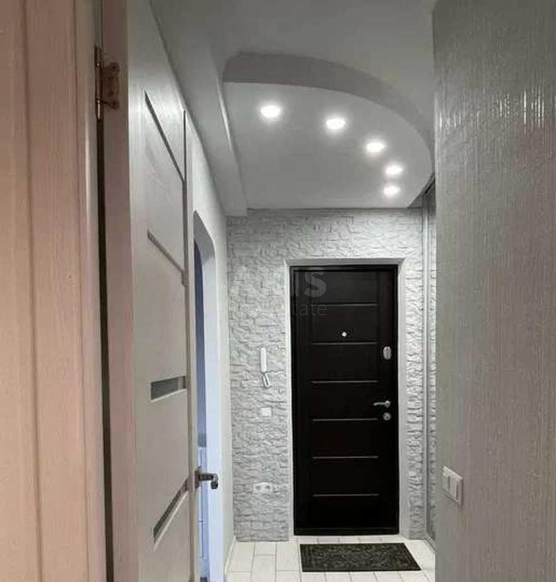 1k apartment vul. Yulia Zdanovska 30/26