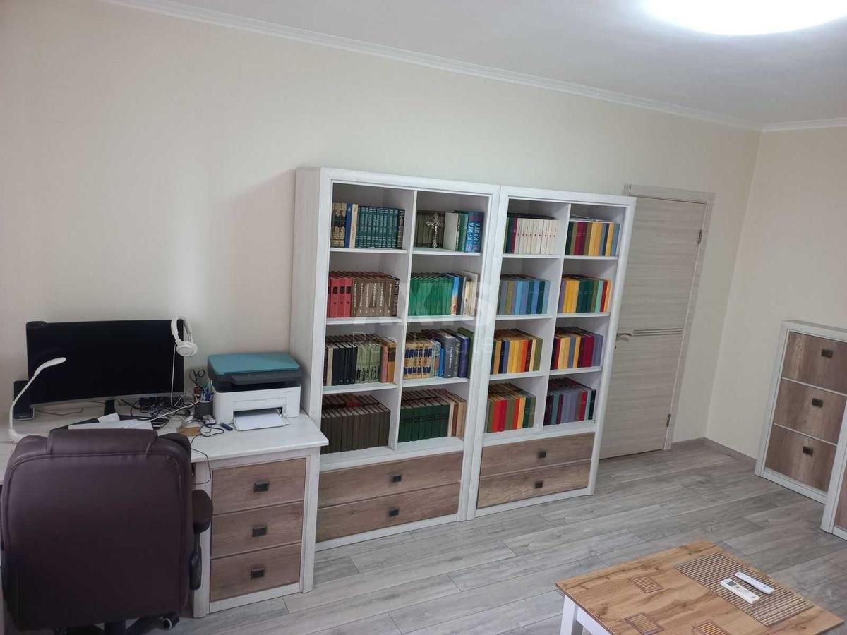 2k apartment vul. Horol's'ka 8/41