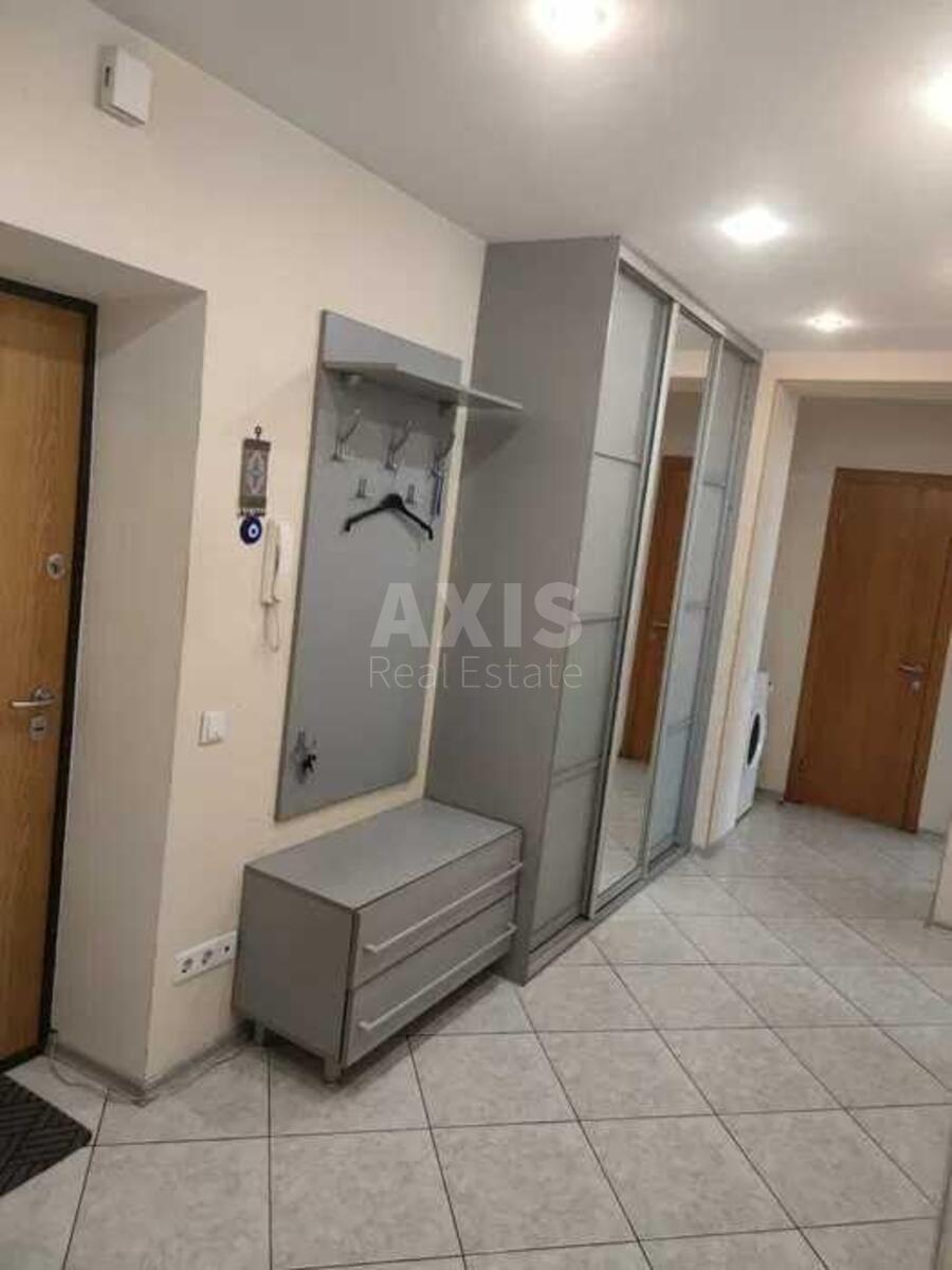 2к квартира ул. Ревуцкого 55